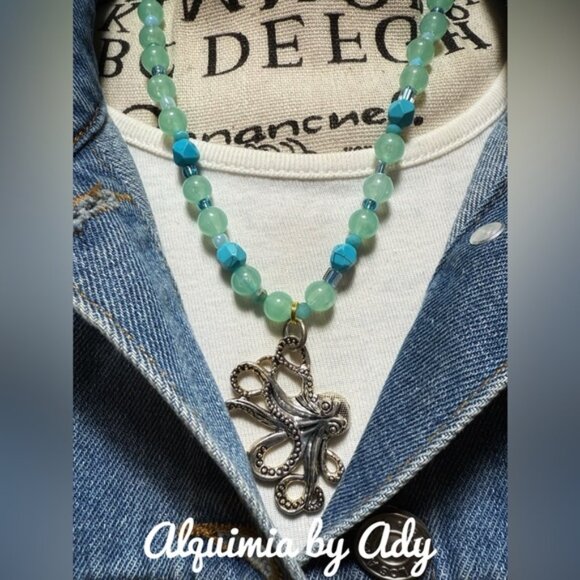 Blue crystal big pendant with turquoise necklace - Picture 2 of 4